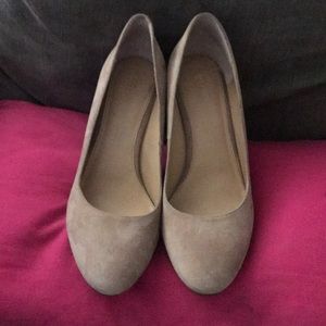 Michael kors nude heels